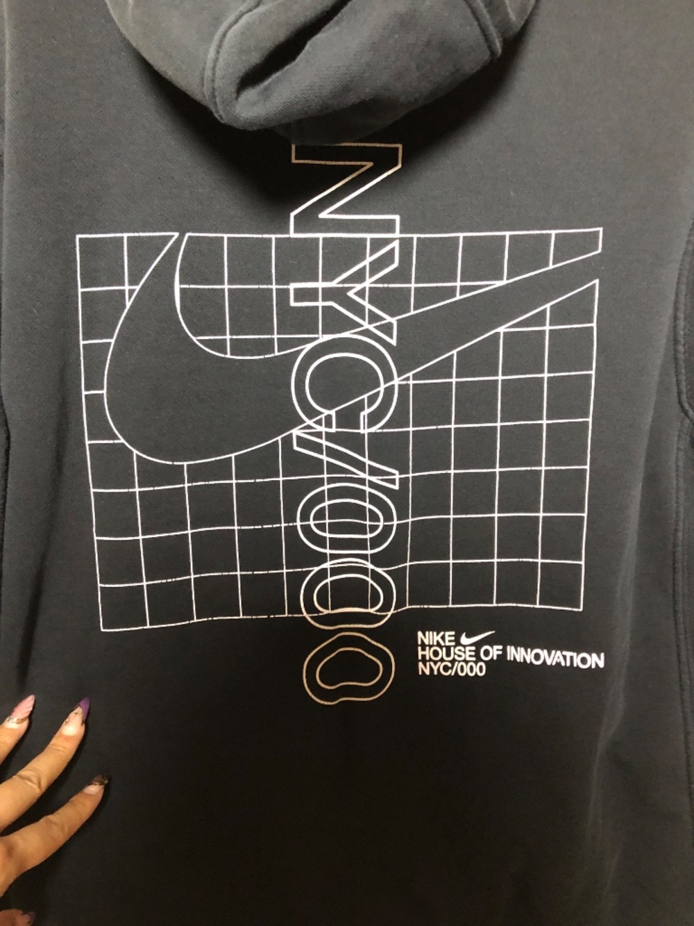 Nike House Of Innovation NYC Exclusive Hoodie - Picture 8 of 9